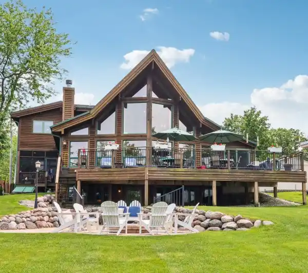 BLUE SPRING LAKE GETAWAY