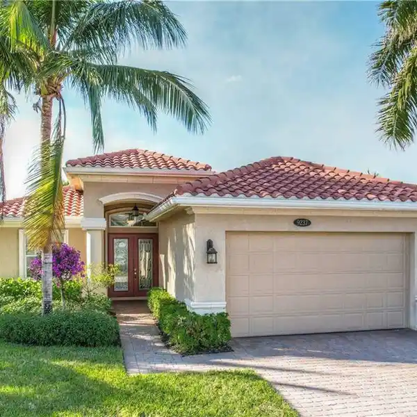TURNKEY HOME IN PRESTIGIOUS FIDDLERS CREEK