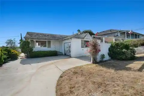 Prime Location in Desirable Seaside