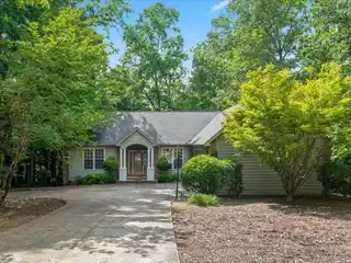 Versatile Property on Lake Keowee