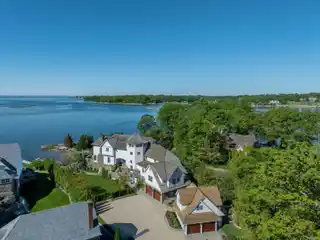 Exceptional Waterfront Residence in the Tokeneke Association