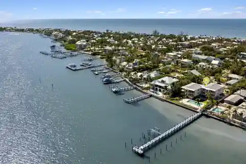Spectacular Bayfront Vistas
