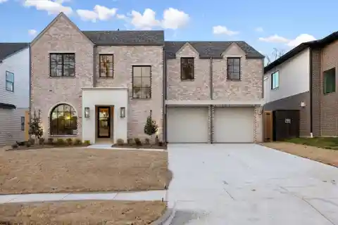 Stunning New Construction in Midway Hollow