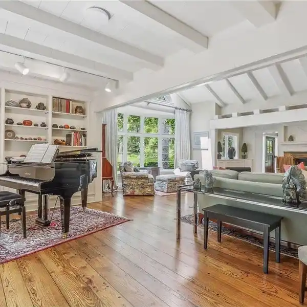 AUTHENTIC 1925 NEW ENGLAND-STYLE ESTATE AT INCREDIBLE VALUE