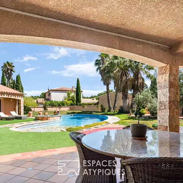 IDEALLY LOCATED MODERN VILLA