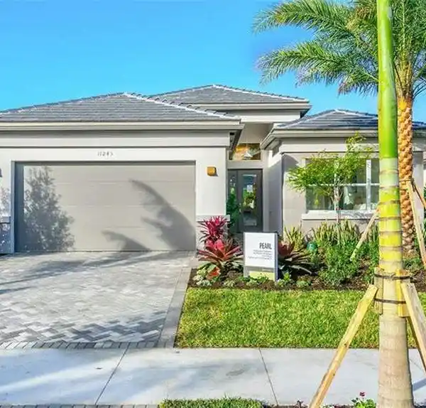 NEW CONSTRUCTION POOL HOME IN VALENCIA TRAILS
