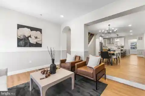 Modern Renovation with 4 Full Bathrooms