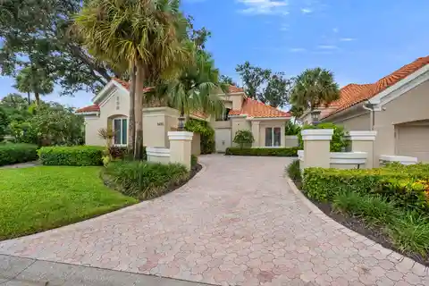 Remarkable Residence Designed with Privacy in Mind