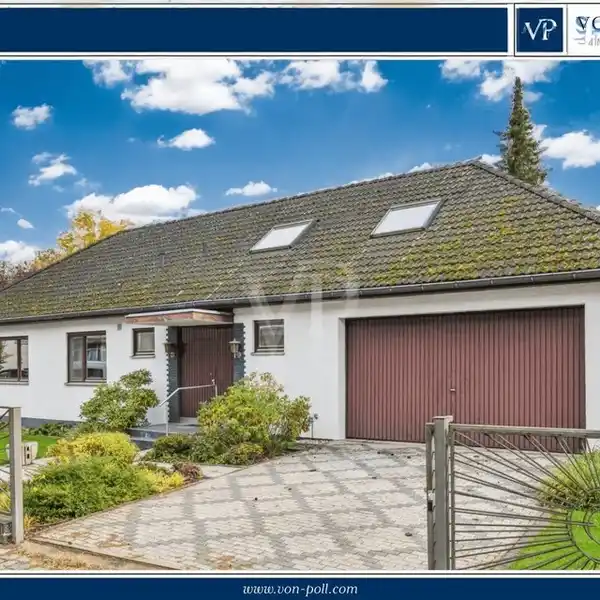 ARCHITECTURE FOR INDIVIDUALISTS ON A LARGE PLOT IN A QUIET LOCATION