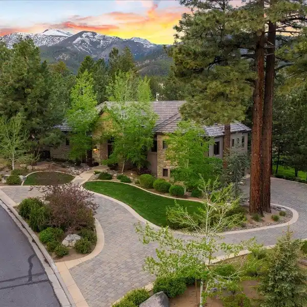 RARE LUXURY RETREAT IN MONTREUX