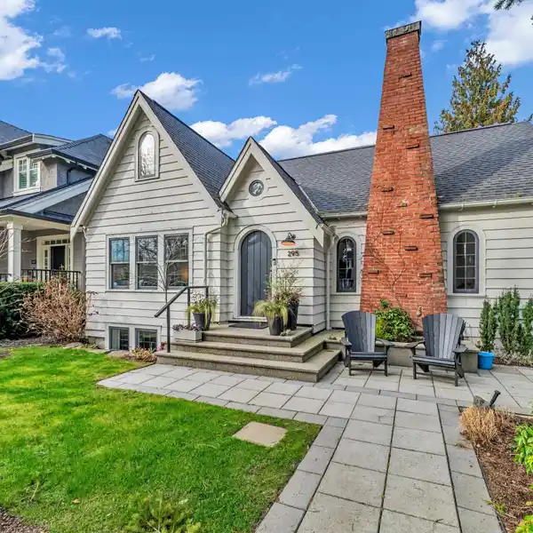 METICULOUSLY MAINTAINED HOME IN PRIME CAMBIE