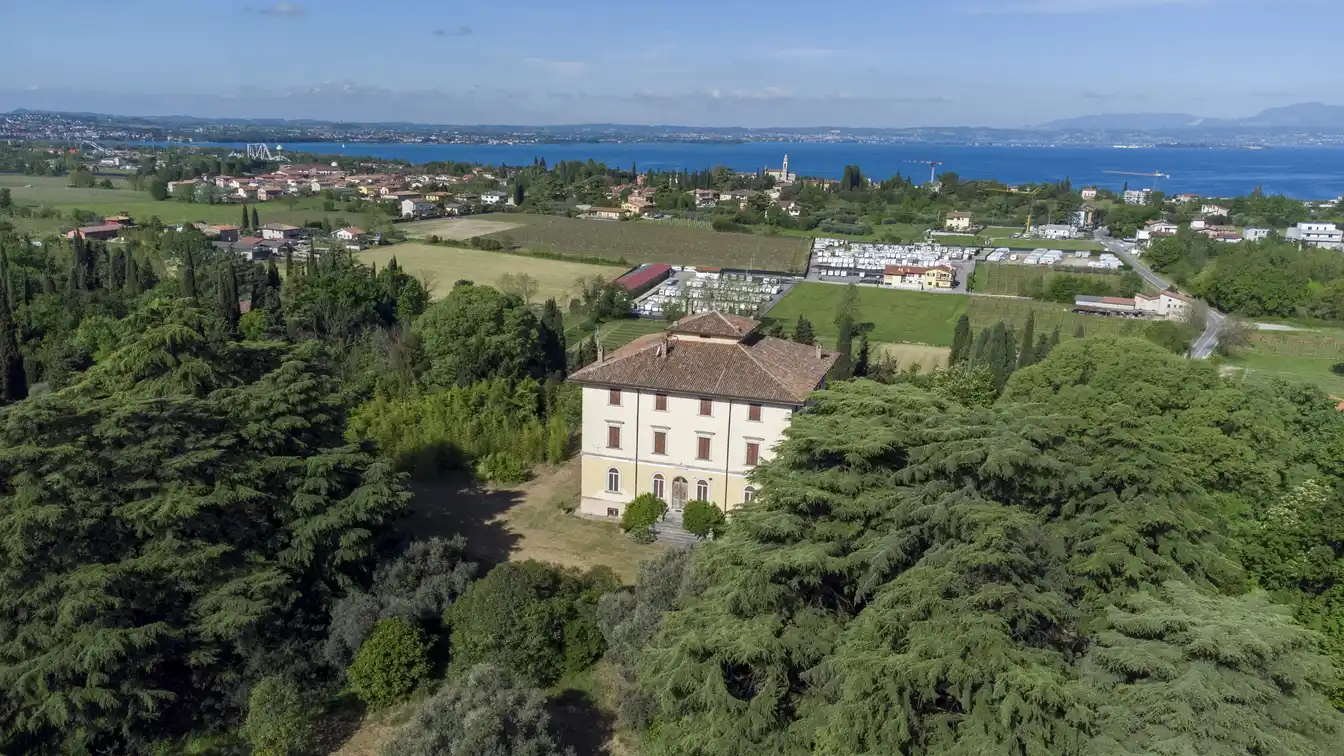 Affascinante Villa D'epoca Con Parco E Vista Lago