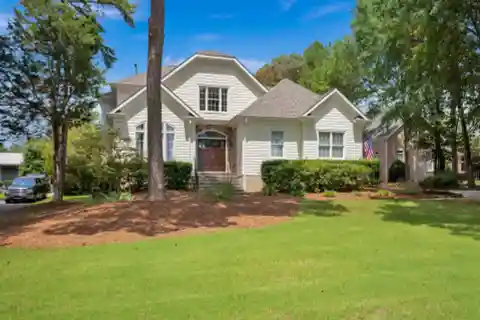 Stunning Luxury Home with Guest House and Boat Lift
