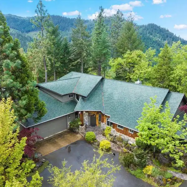 METICULOUSLY BUILT HOME IN A SERENE SETTING