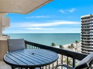 Spectacular Condo Overlooking the Gulf