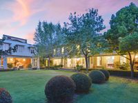 HAMPTONS STYLE HOME IN SANDHURST