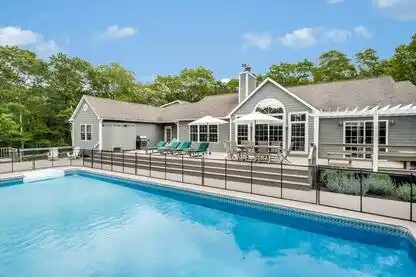 FIVE BEDROOM RENTAL ON SEVEN ACRES IN THE NORTHWEST WOODS