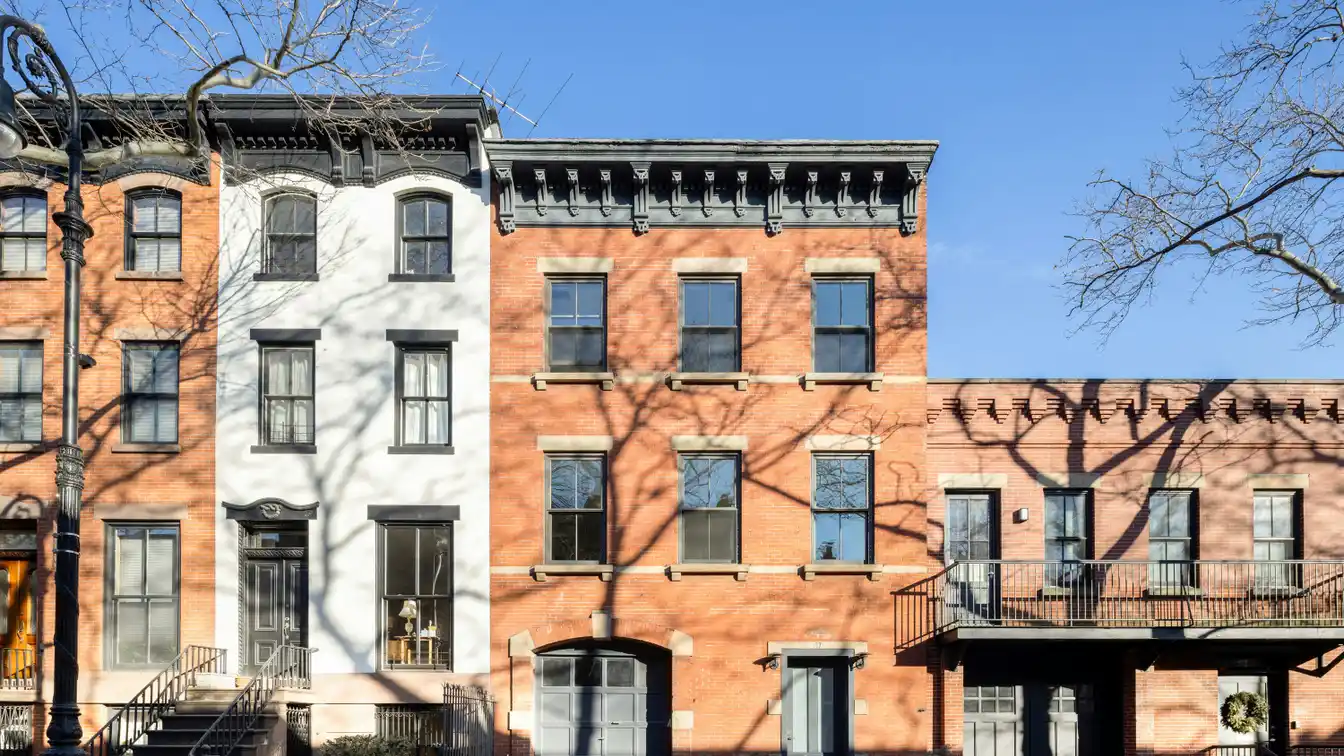 Breathtaking Heights Townhouse