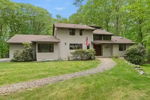 Dramatic Mid-century Modern Home