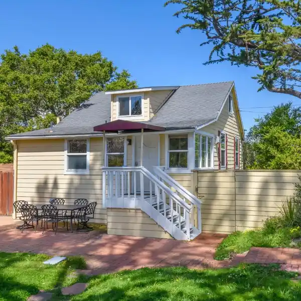 CHARMING PROPERTY IN CHAPMAN PARK