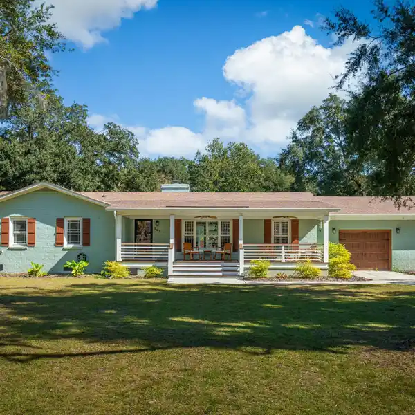 BEAUTIFULLY RENOVATED HOME ON JAMES ISLAND