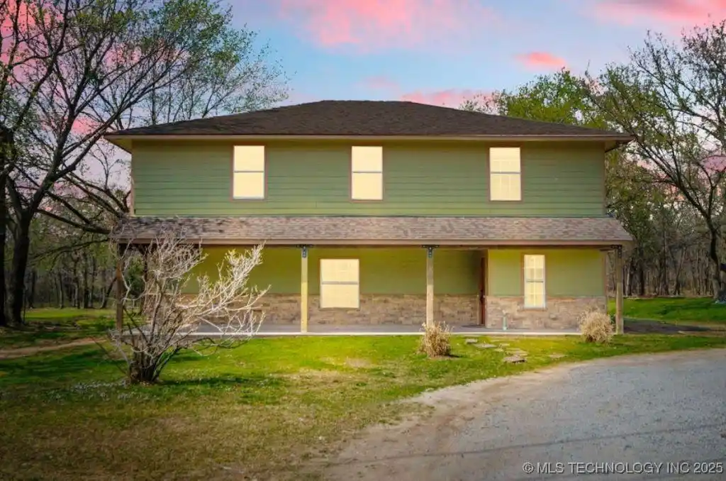 Exceptional Legacy Acreage