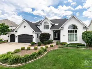 White Eagle Gem with Golf Course Privacy