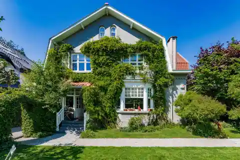 Charming Villa in a Serene Setting