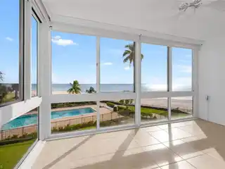 Light-Filled Residence with Scenic Gulf Views