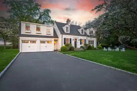 Charming Completely Turnkey Cape