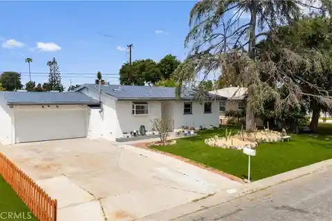 Beautiful Home in the Heart of Garden Grove