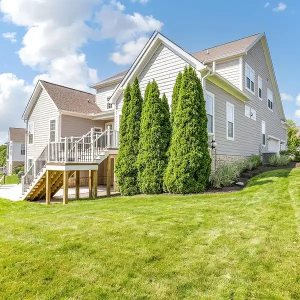 BEAUTIFULLY REMODELED HOME IN MANSARD ESTATES