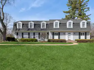 Charming Colonial in the Heart of the King Muir Neighborhood