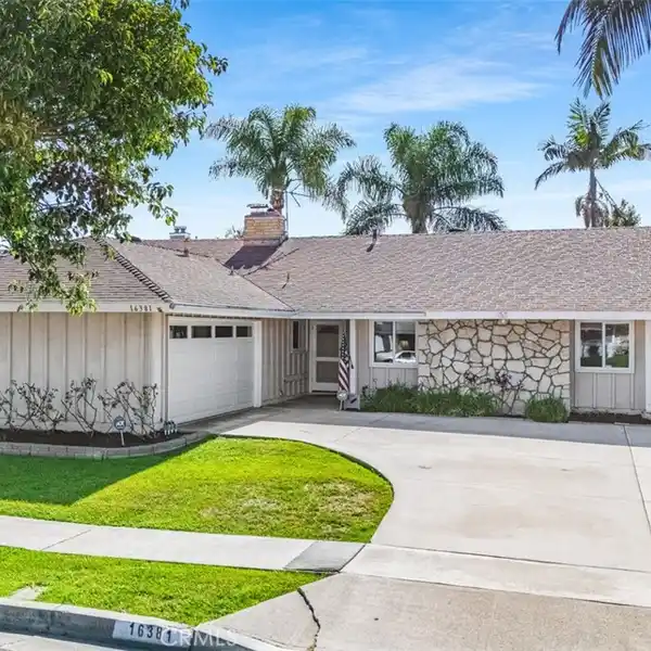 SINGLE-STORY HOME WITH IMMACULATE CURB APPEAL