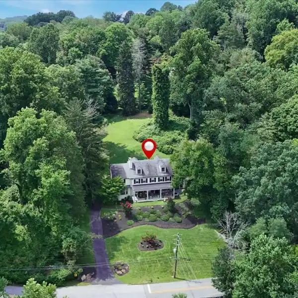 CLASSIC GEORGIAN STYLE COLONIAL