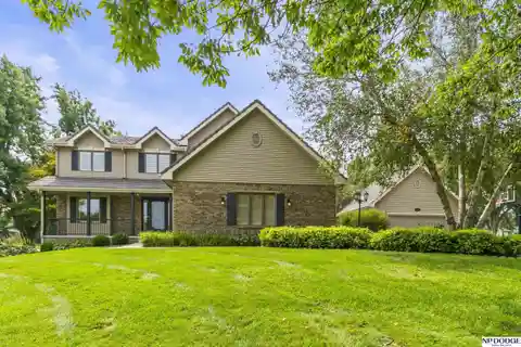 Elegant Family Home with Detached Garage Bonus