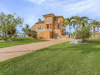 Gorgeous Custom Home in Private Galt Island