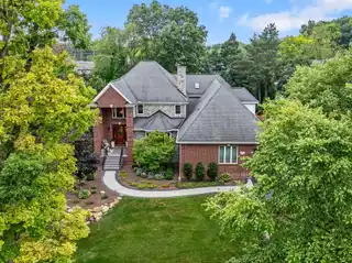 Sophisticated Home Surrounded by Woodlands & Privacy
