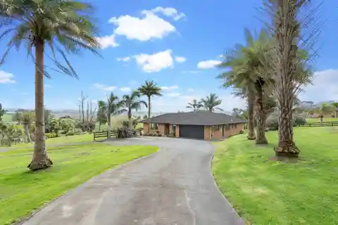 19 Acres of Pure Country Bliss with Dual Dwellings