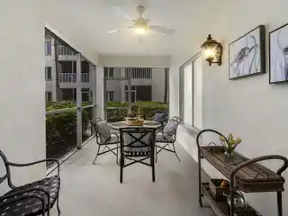 Coastal Updated Condo in Downtown Old Naples
