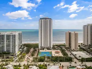 Coastal Elegance at Its Finest