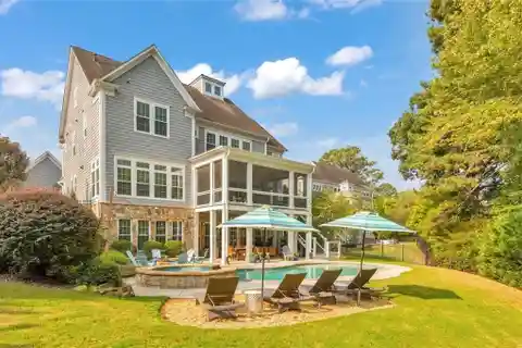Breathtaking Home in an Exclusive Community