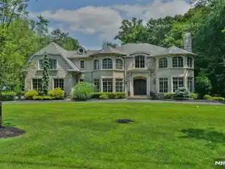 Stunningly Elegant Luxury Manor