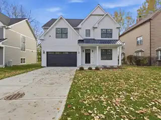 Luxury Finishes with Premiere Amenities