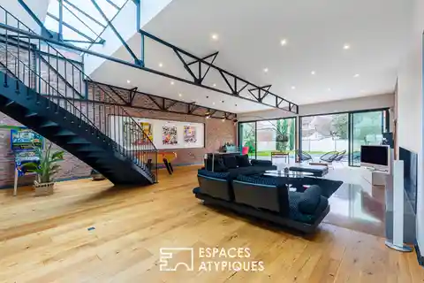 Exceptional Loft with Private Outdoor Oasis