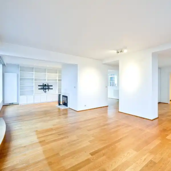 ATTRACTIVE DUPLEX PENTHOUSE FLAT