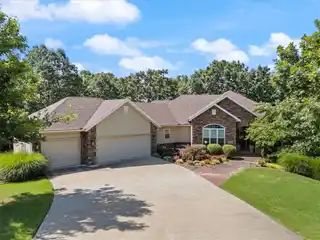 Gorgeous Custom Property on 1.73 Landscaped Acres