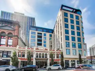 Exquisite Gold Coast Residence with Sunlit Entertaining Spaces