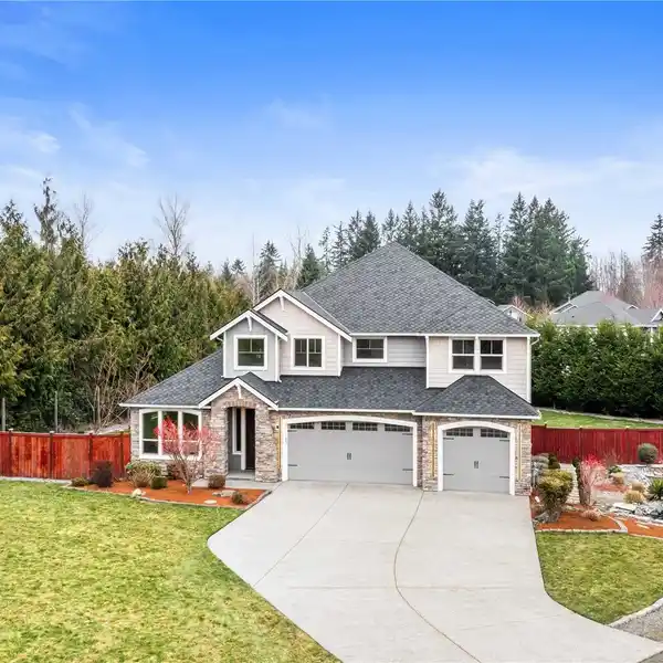 GORGEOUS HOME IN GATED COUNTRY CREEK ESTATES