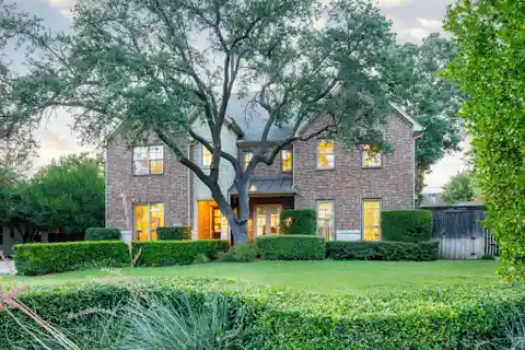 Beautifully Updated Preston Hollow Retreat with Outdoor Oasis